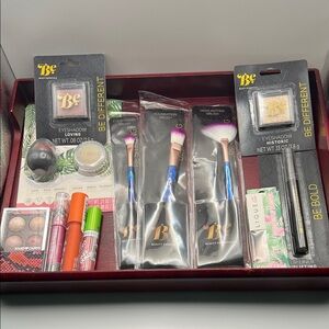 BE Beauty Essentials Makeup Brush Set & Eyeshadows and Variety brands make up